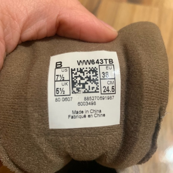 New Balance 643 All Terrain Beige Brown Suede Hiking Trail Shoes Womens Sz 7.5 - Picture 6 of 7